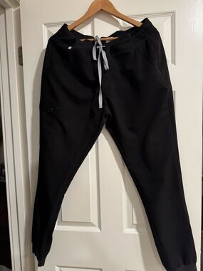 XL, Tall - Women’s Black Drawstring Jogger Pants. No stains, great condition